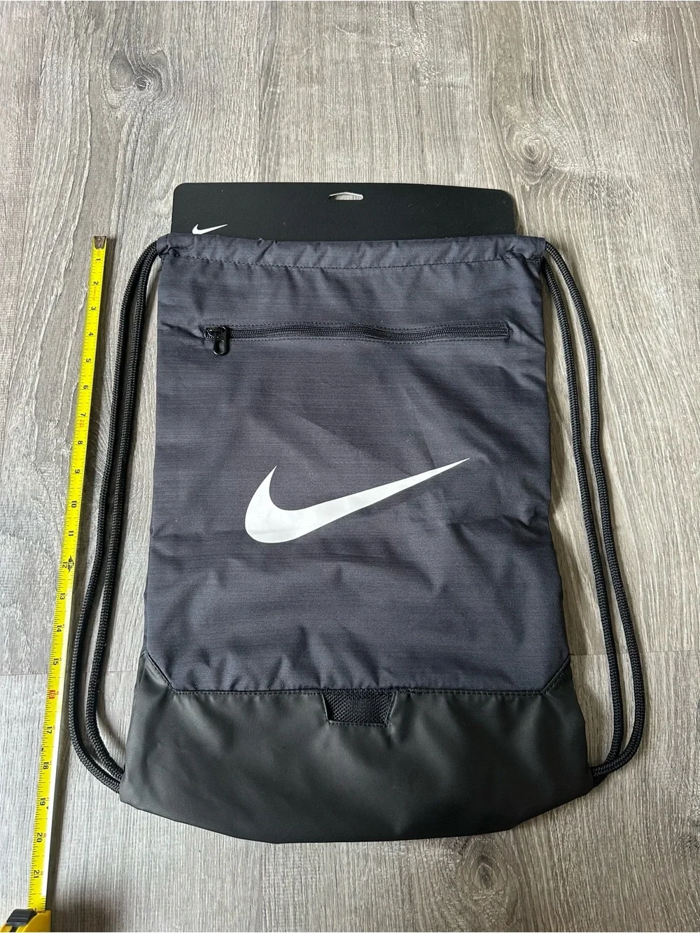 Nike Drawstring Bag - Picture 3 of 3